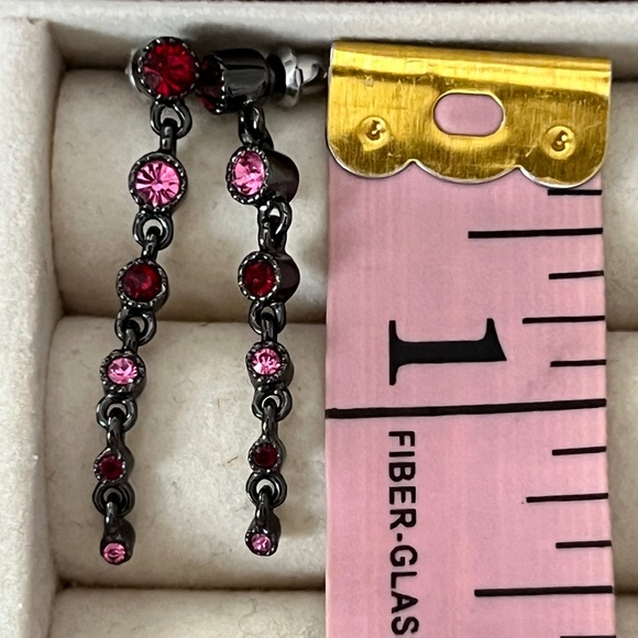 Matching Set - Purple & Pink Jeweled Costume Bracelet AND Matching Earrings - Picture 8 of 9